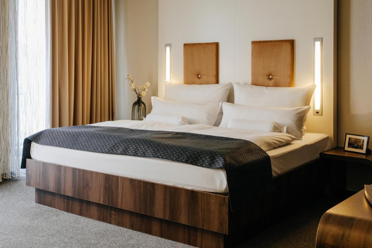 Hotel Global Inn Wolfsburg Bagian luar foto