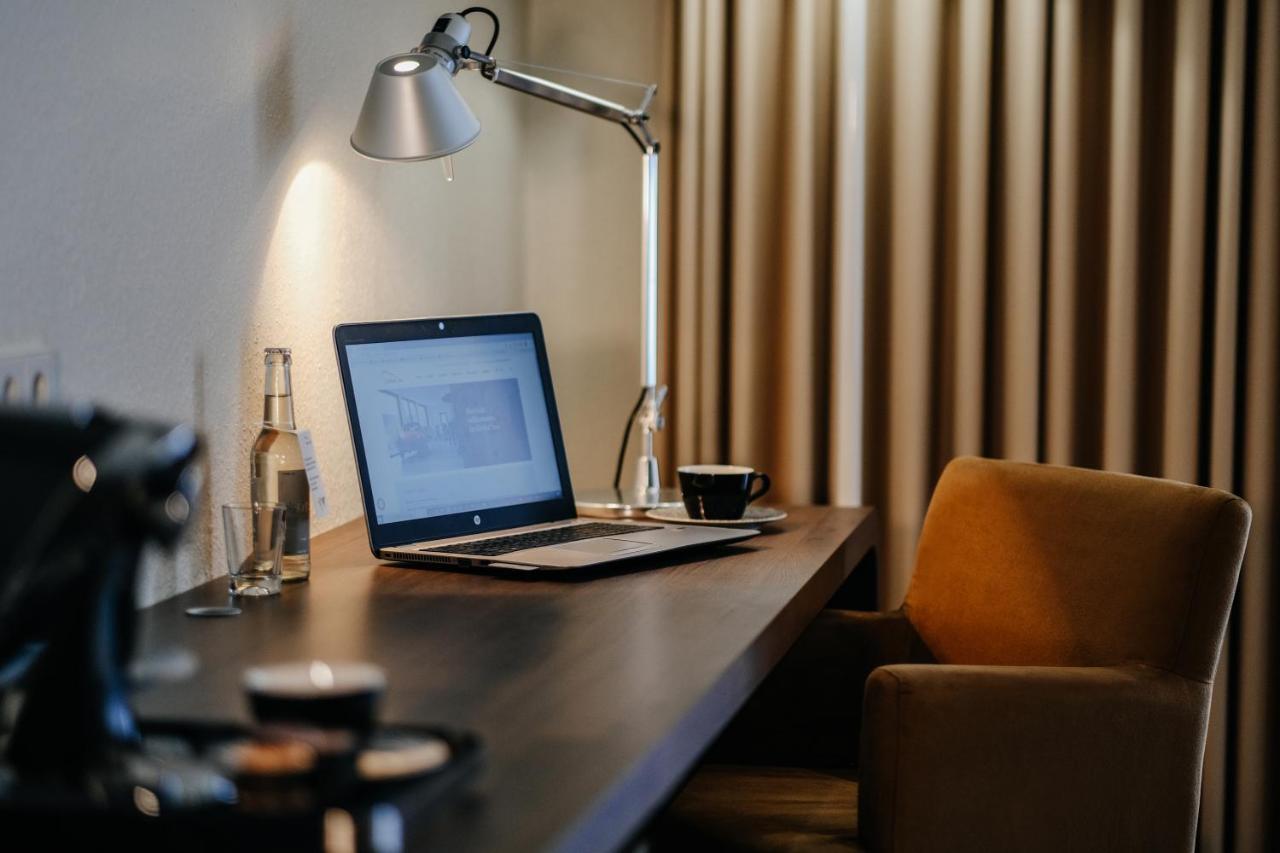 Hotel Global Inn Wolfsburg Bagian luar foto