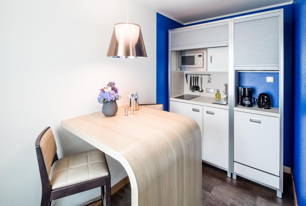 Hotel Global Inn Wolfsburg Bagian luar foto