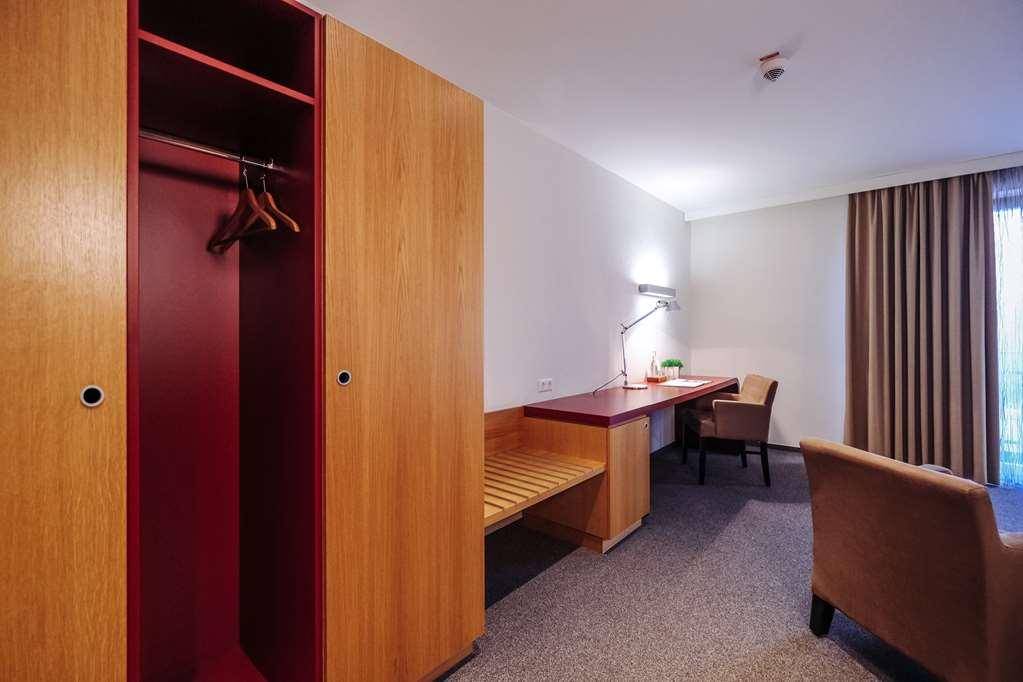 Hotel Global Inn Wolfsburg Ruang foto